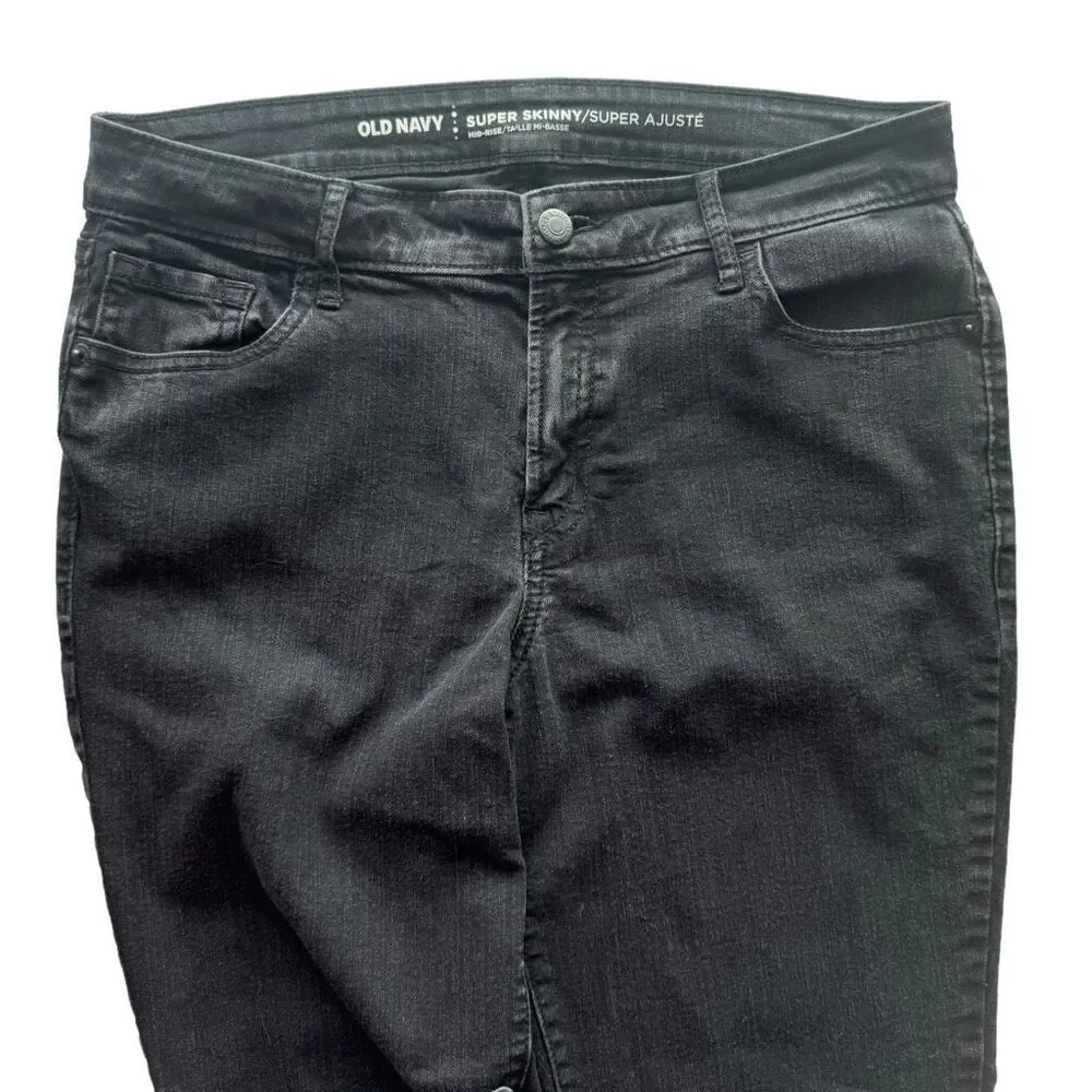 Old Navy Black Super Skinny Mid Rise Women’s Size 10R